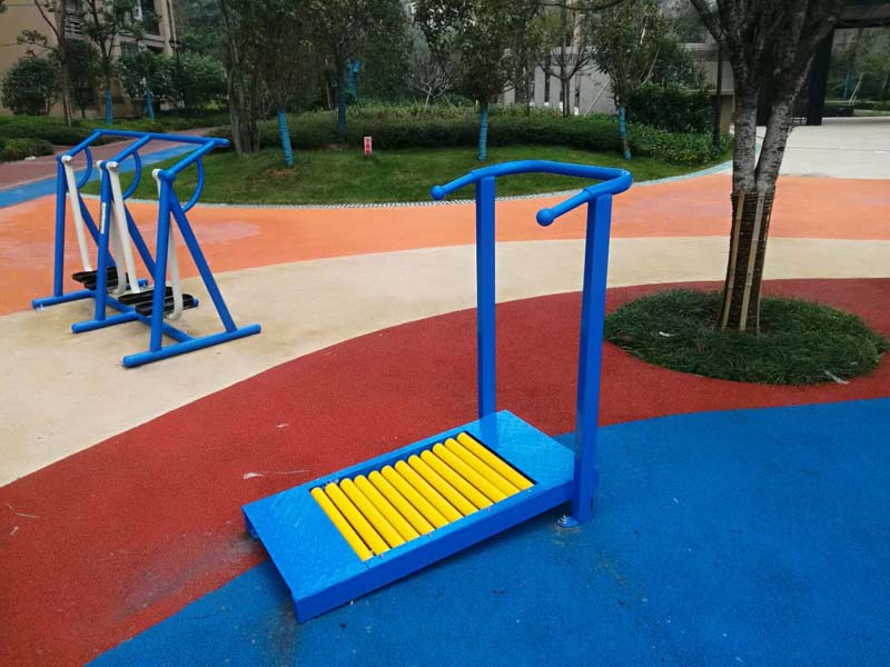跑步机,湖南室外健身器材,湖南室外休闲椅,湖南儿童滑梯,湖南运动场地,长沙人造草皮,长沙室内外运动地板,长沙球场围栏,长沙室外健身器材,长沙室外休闲椅,长沙儿童滑梯,长沙运动场地,长沙多威体育用品有限公司